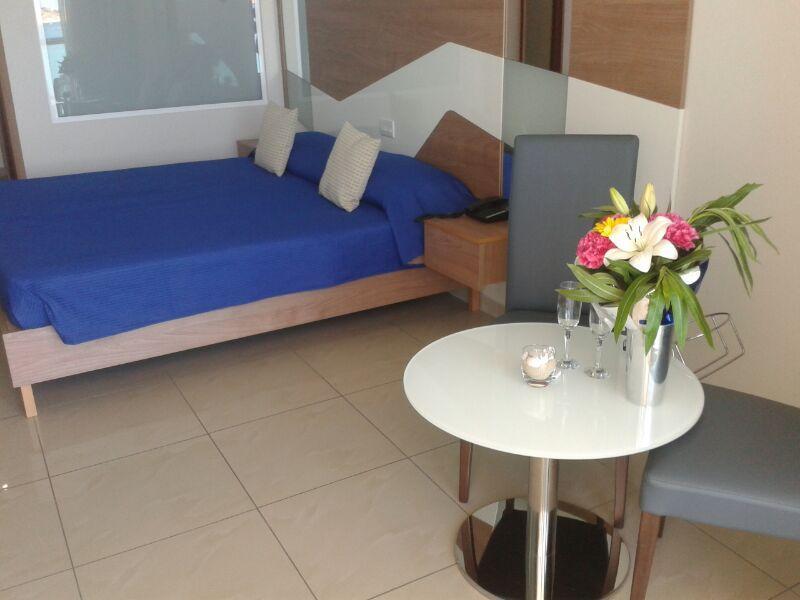 Water'S Edge Hotel Birżebbuġa المظهر الخارجي الصورة