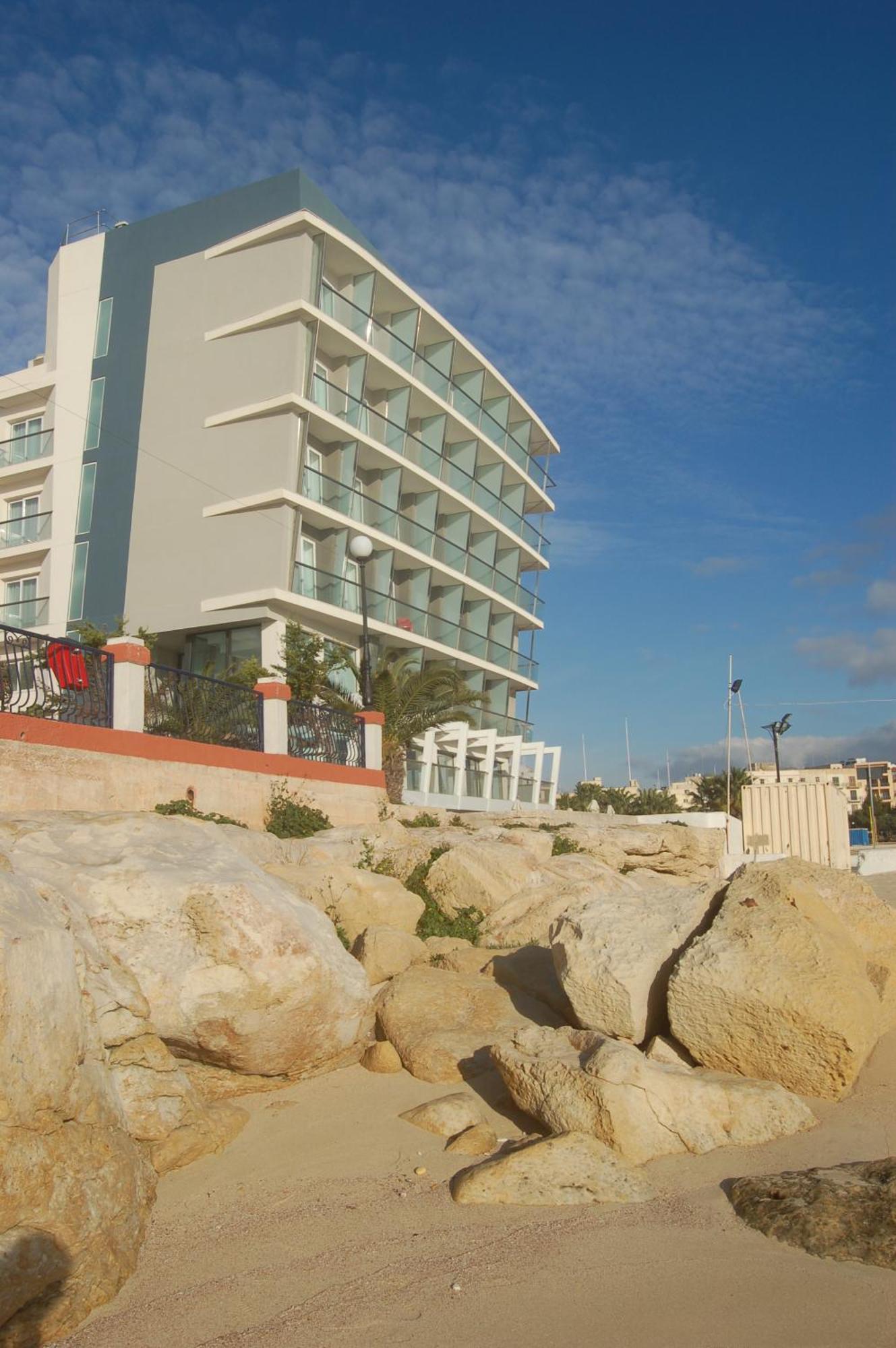Water'S Edge Hotel Birżebbuġa المظهر الخارجي الصورة
