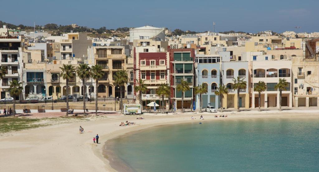 Water'S Edge Hotel Birżebbuġa المظهر الخارجي الصورة