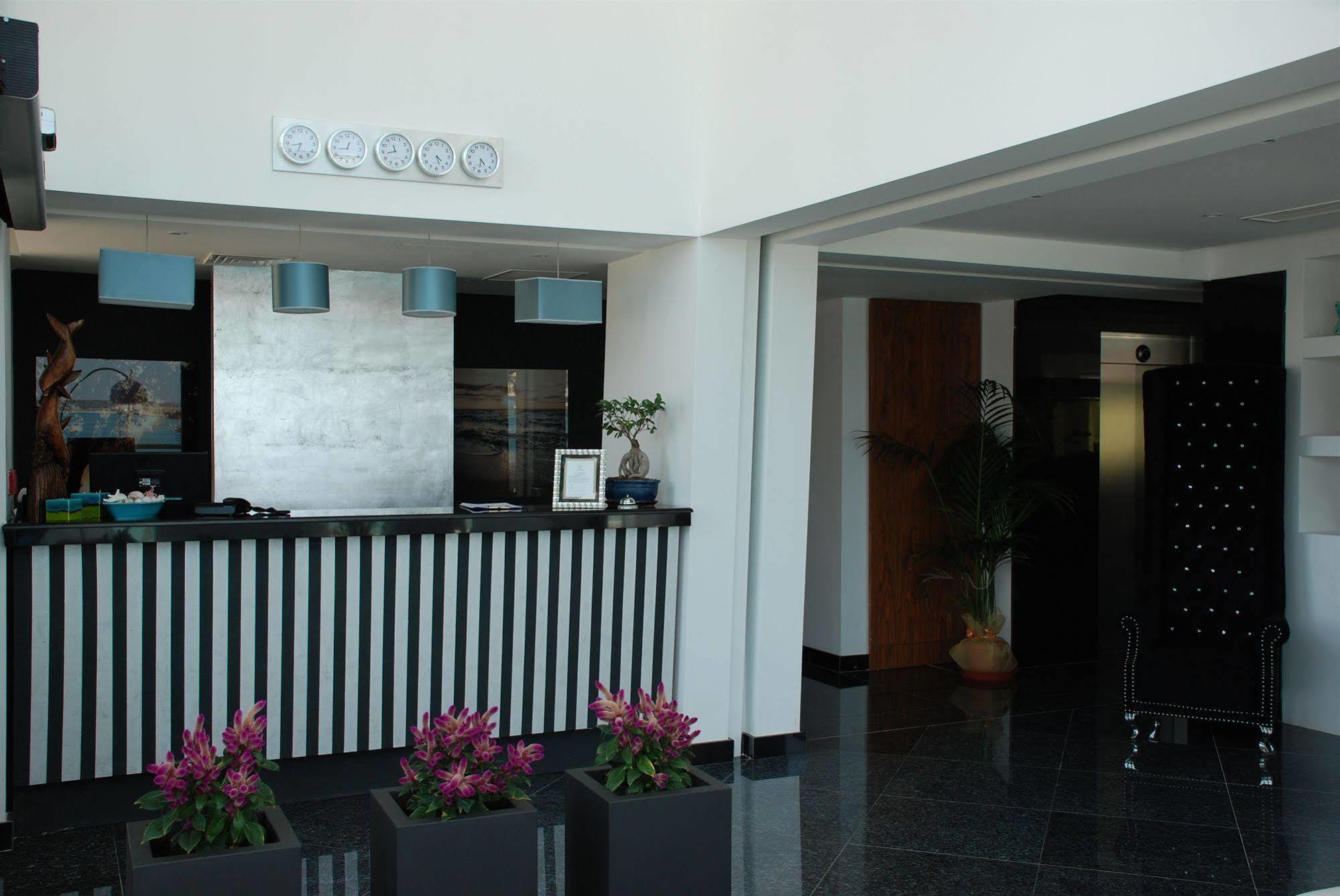 Water'S Edge Hotel Birżebbuġa المظهر الخارجي الصورة