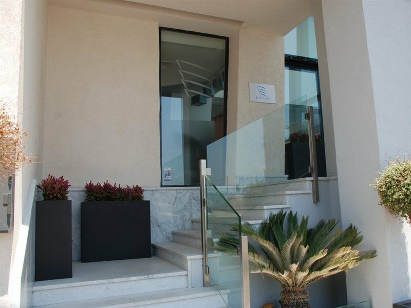 Water'S Edge Hotel Birżebbuġa المظهر الخارجي الصورة